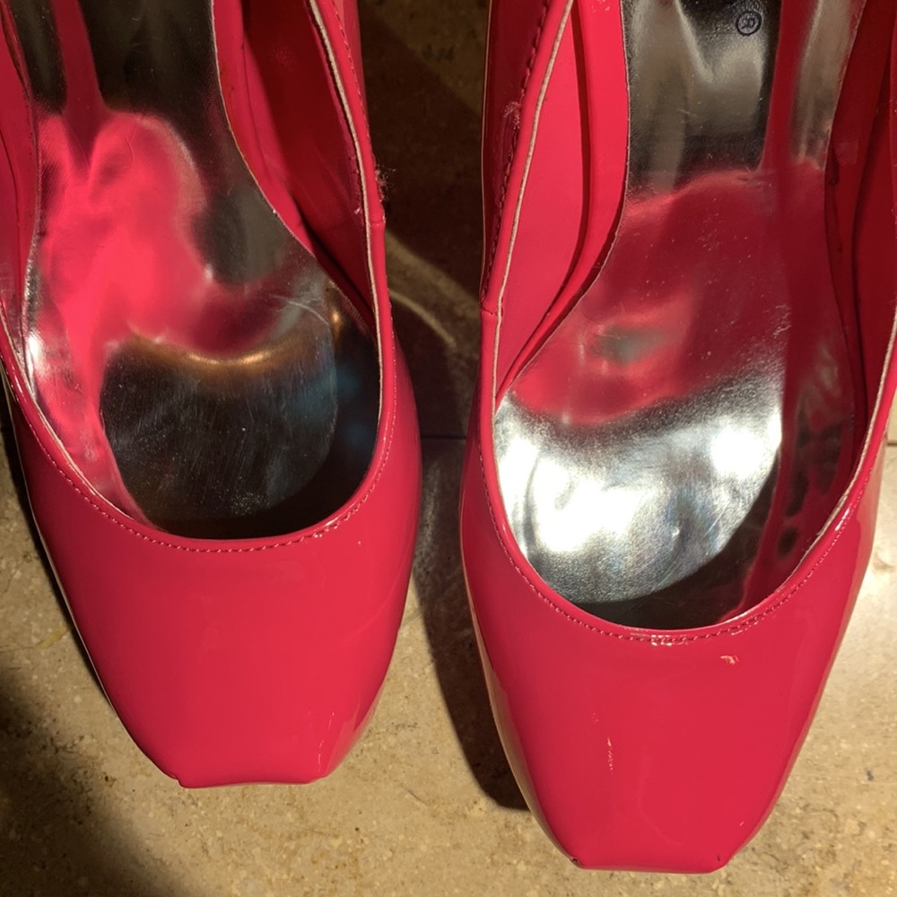 Worn Once For About 20 Min, To An Occasion - image 3